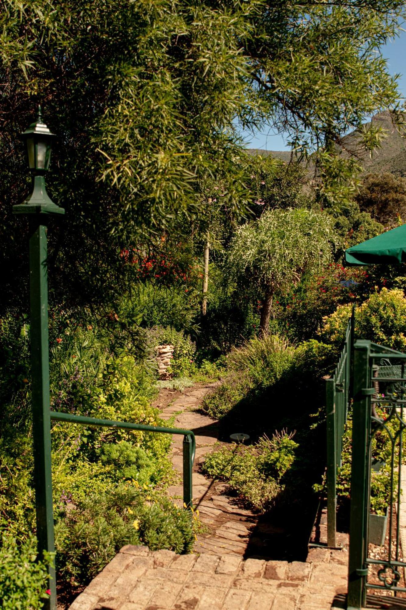4 Rothman Street B&B Graaff-Reinet Eksteriør billede