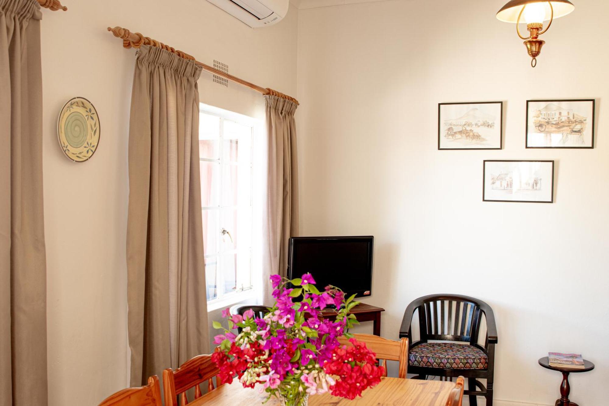 4 Rothman Street B&B Graaff-Reinet Eksteriør billede